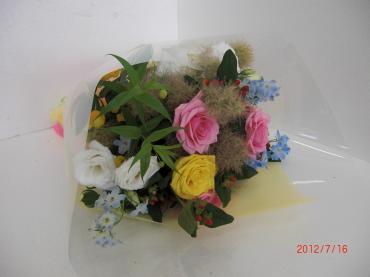 昨日の花束｜「フラワーショップまえだ」　（兵庫県たつの市の花キューピット加盟店 花屋）のブログ