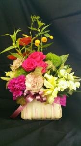 ピンクバラのアレンジメント｜「フラワーショップまえだ」　（兵庫県たつの市の花キューピット加盟店 花屋）のブログ
